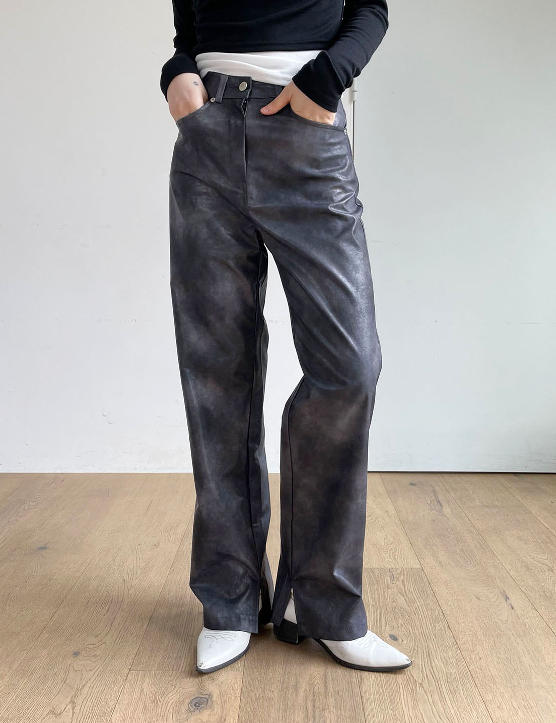 mold leather pants (2color)