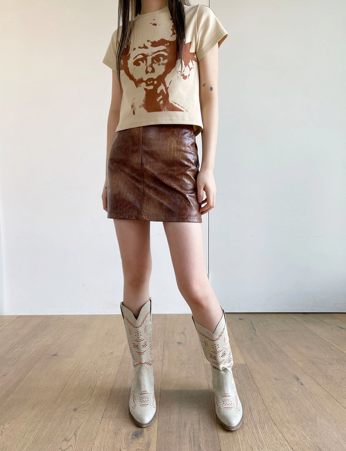 crack leather mini skirt (2color)